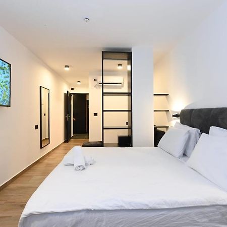 Selfie'S Boutique Hotel Tiberias Exterior photo