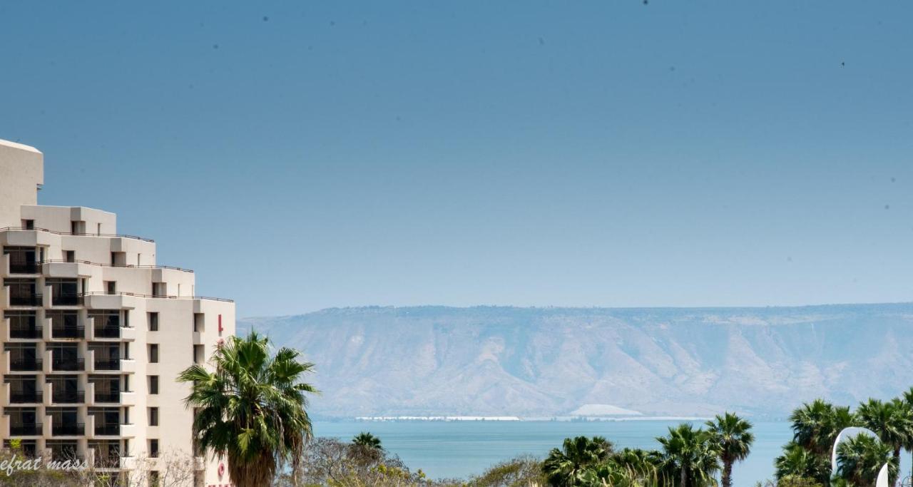Selfie'S Boutique Hotel Tiberias Exterior photo