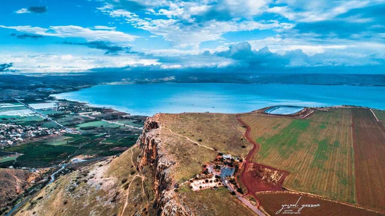 Selfie'S Boutique Hotel Tiberias Exterior photo